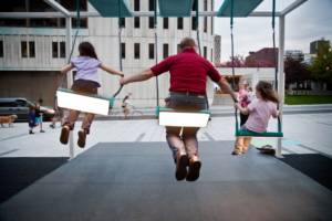 Fetchin’ Finds Friday: 21 Swings – an exercise in community participation in public spaces